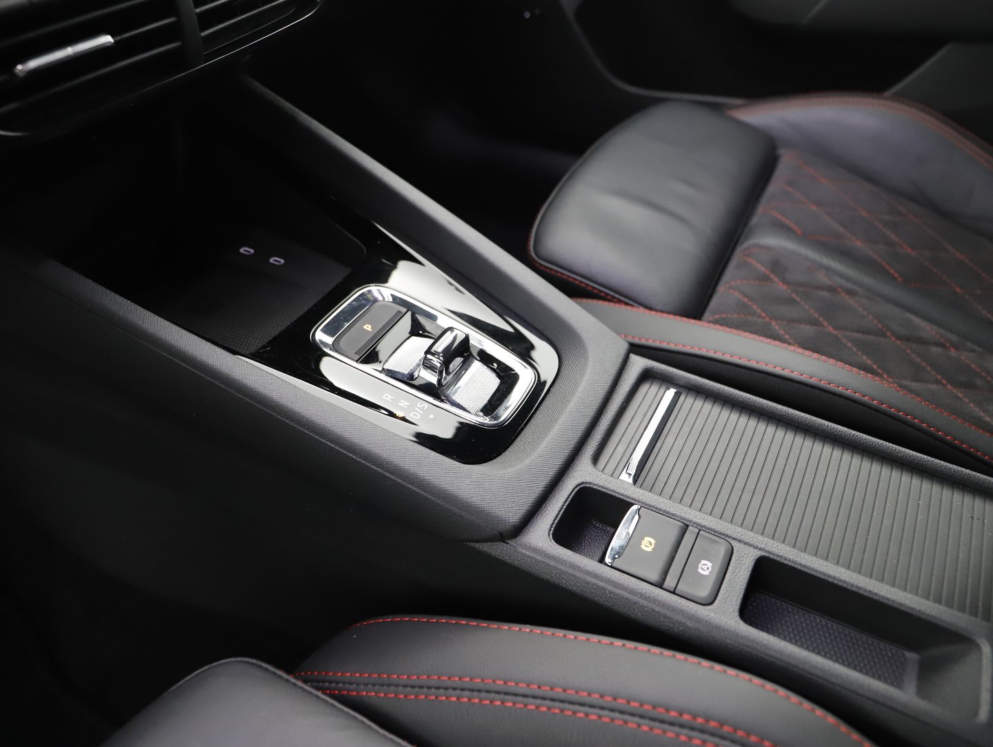 Škoda OCTAVIA RS iV 245 DSG | Bild 8 von 24