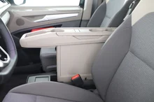 VW Multivan Business ÜH eHybrid 180 kW 4M in Deepblack Perleffekt
