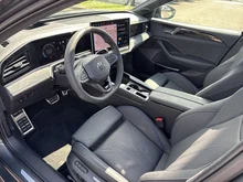 VW Passat Variant Sport TDI DSG in Diabasgrau Metallic mit Dach Schwarz
