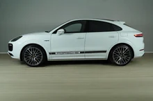 Thumbnail-Foto von Fahrzeug