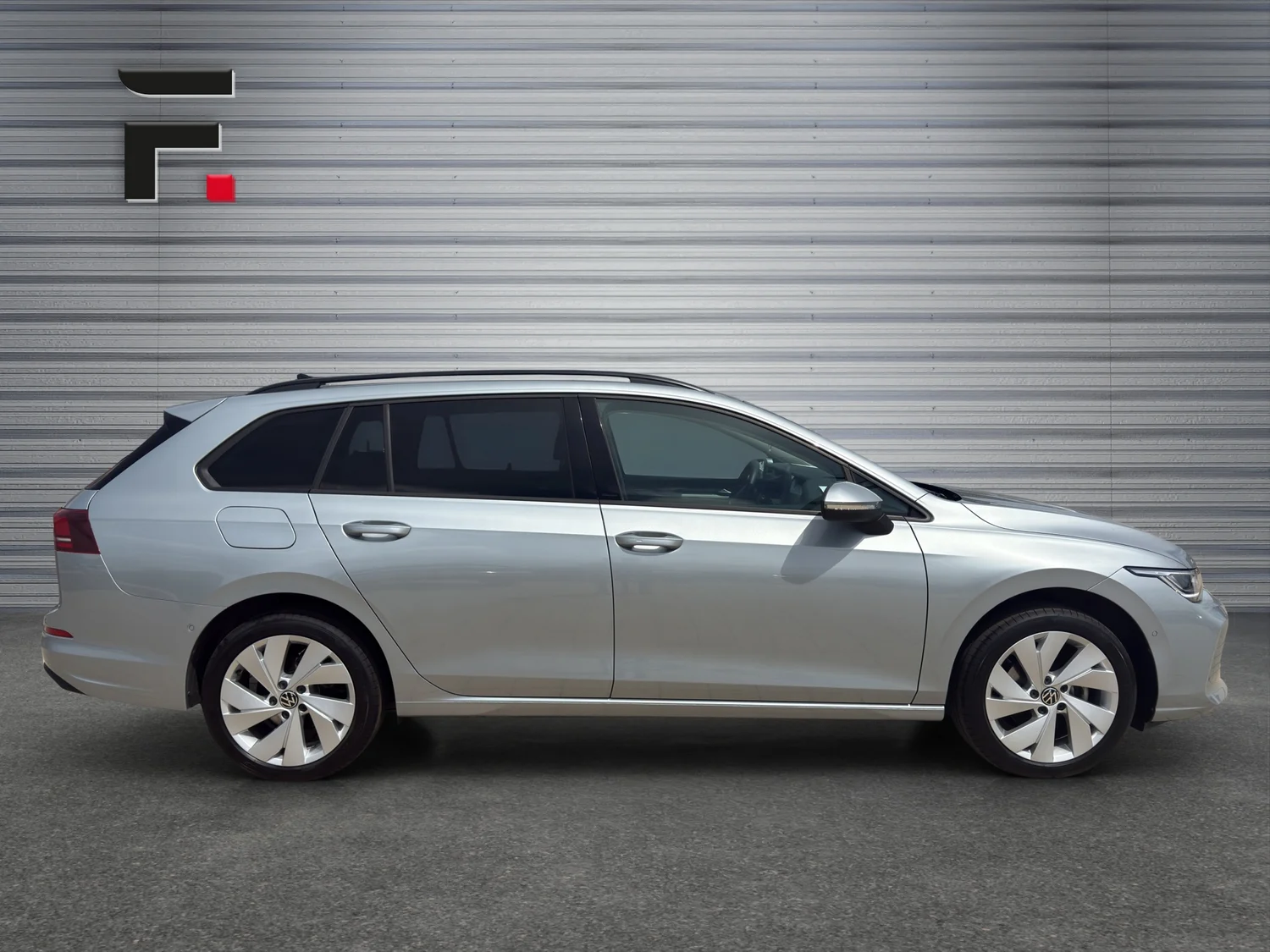 Bild eines Golf Variant Business mHeV DSG