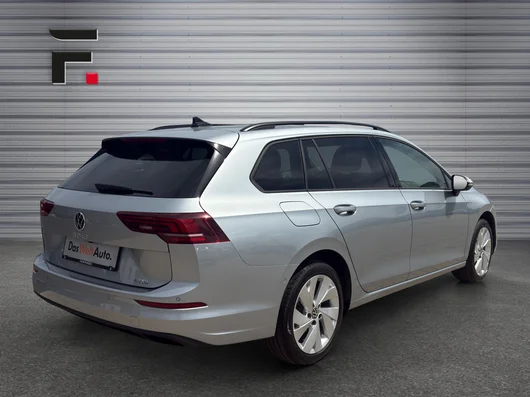 Bild eines Golf Variant Business mHeV DSG