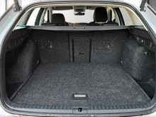 Škoda Octavia Combi Selection TSI mHEV DSG in Brillant-Silber Metallic