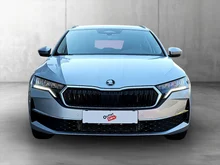 Škoda Octavia Combi Selection TSI mHEV DSG in Brillant-Silber Metallic