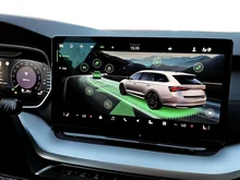 Škoda Octavia Combi Selection TSI mHEV DSG in Brillant-Silber Metallic