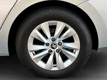 Škoda Octavia Combi Selection TSI mHEV DSG in Brillant-Silber Metallic