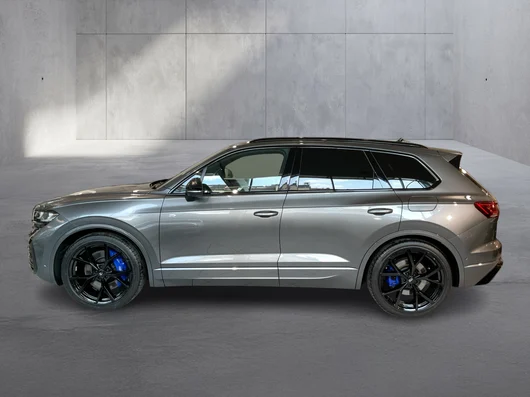 Bild eines VW Touareg R eHybrid TSI 4M. Final Edition