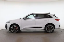 Audi Q5 SUV TDI quattro 150 kW in Gletscherweiss Metallic