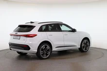 Audi Q5 SUV TDI quattro 150 kW in Gletscherweiss Metallic