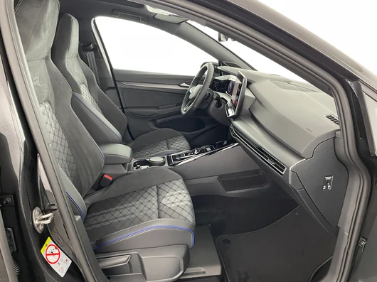 Bild eines VW Golf Sport mHEV TSI DSG