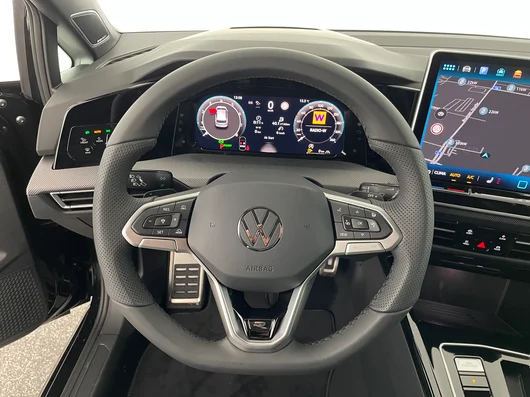 Bild eines VW Golf Sport mHEV TSI DSG