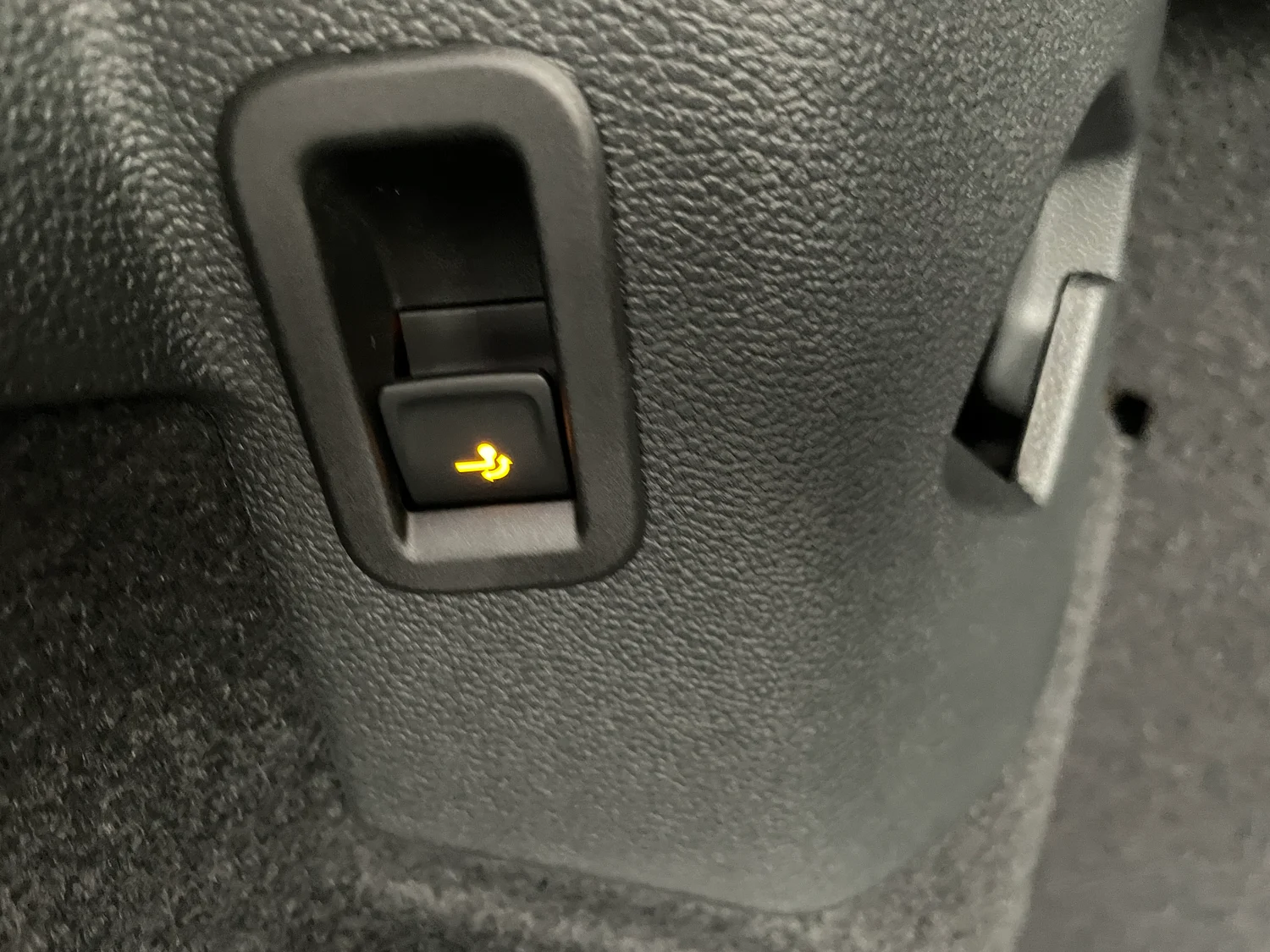 Bild eines VW Golf Sport mHEV TSI DSG