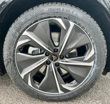 Thumbnail-Foto von Fahrzeug