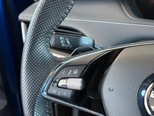 Škoda Enyaq Sportline 80x in Race-Blau Metallic