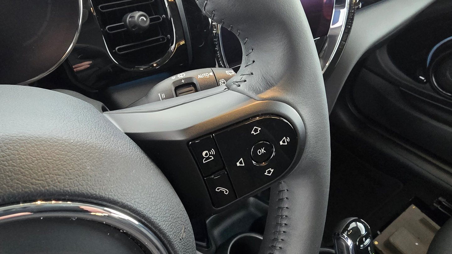 Mini Hatch Cooper | Bild 15 von 23