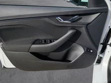 Škoda Kamiq Selection TSI in Moon-Weiß Metallic