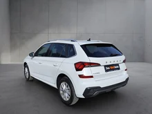 Škoda Kamiq Selection TSI in Moon-Weiß Metallic