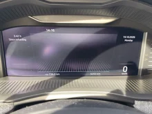 Škoda Kamiq Selection TSI in Moon-Weiß Metallic