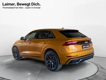 Audi Q8 50 TDI quattro in drachenorange metallic