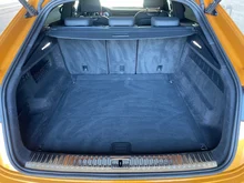 Audi Q8 50 TDI quattro in drachenorange metallic
