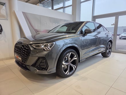 Audi Q3 Sportback 35 TDI admired