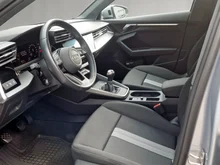 Audi A3 Sportback 30 TFSI intense in florettsilber metalic