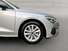 Audi A3 Sportback 30 TFSI intense in florettsilber metalic