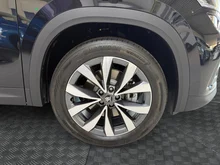 Škoda Kodiaq 4x4 Selection TDI DSG in Black-Magic Perleffekt