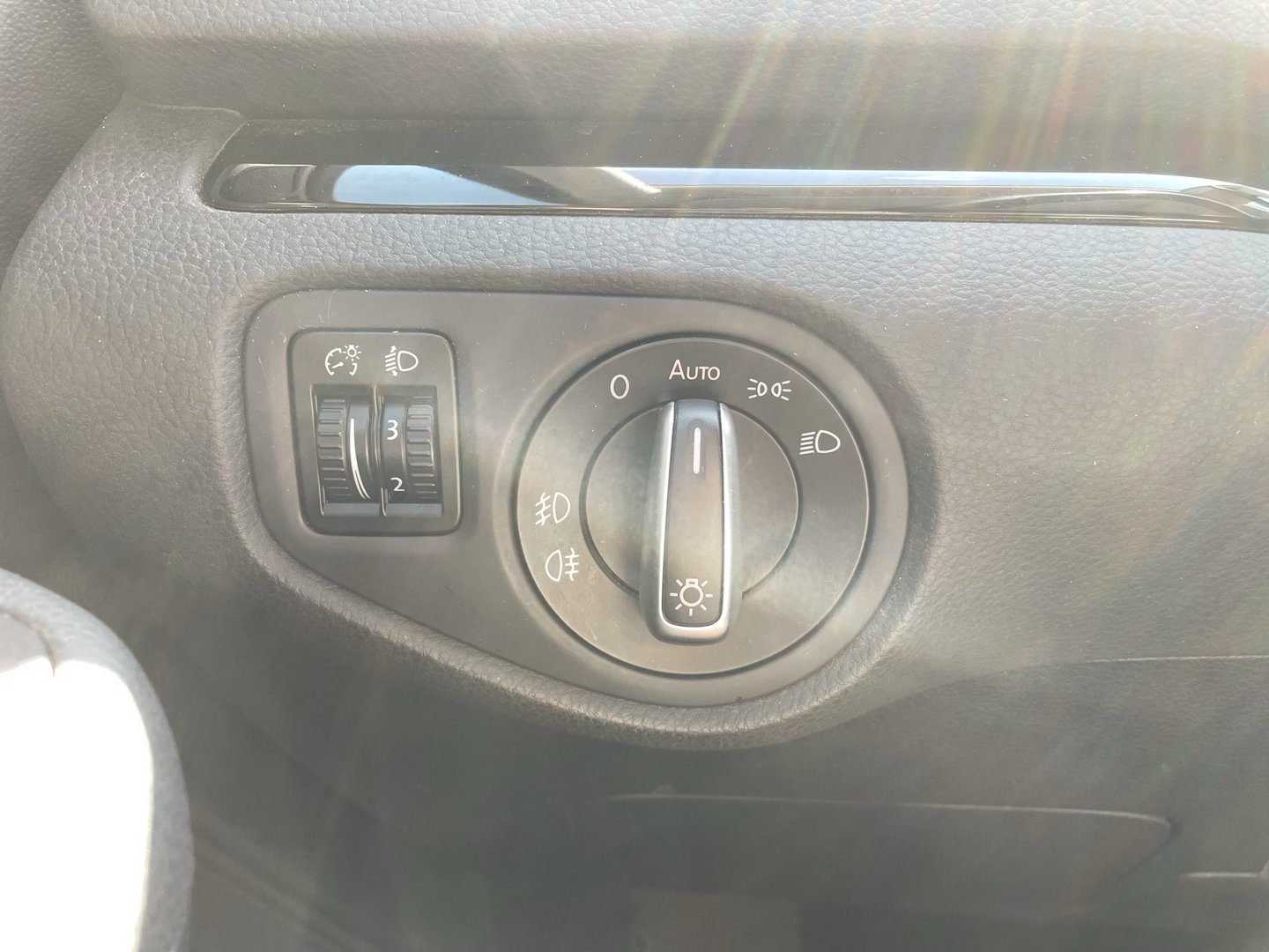 VW Sharan Business+ TDI SCR DSG 5-Sitzer | Bild 8 von 28