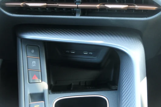 Bild eines CUPRA Terramar 1.5 e-TSI 150 PS DSG