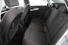 Audi A4 Limousine 30 TDI in FLORETTSILBER METALLIC