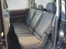 VW Caddy Dark Label Maxi TDI 4MOTION in Deepblack Perleffekt