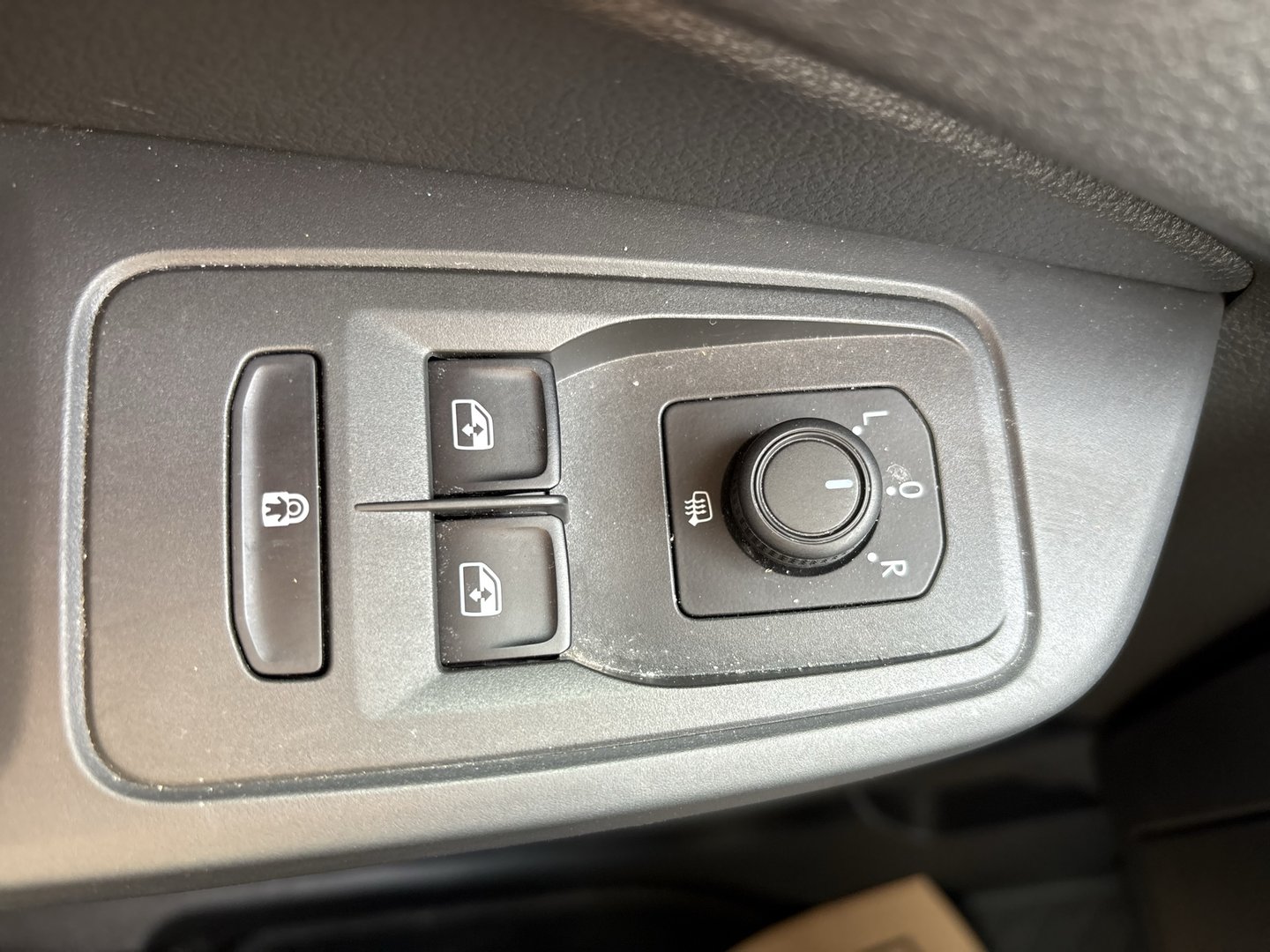 Ford Tourneo Connect 2,0 EcoBlue L1 Trend | Bild 9 von 23