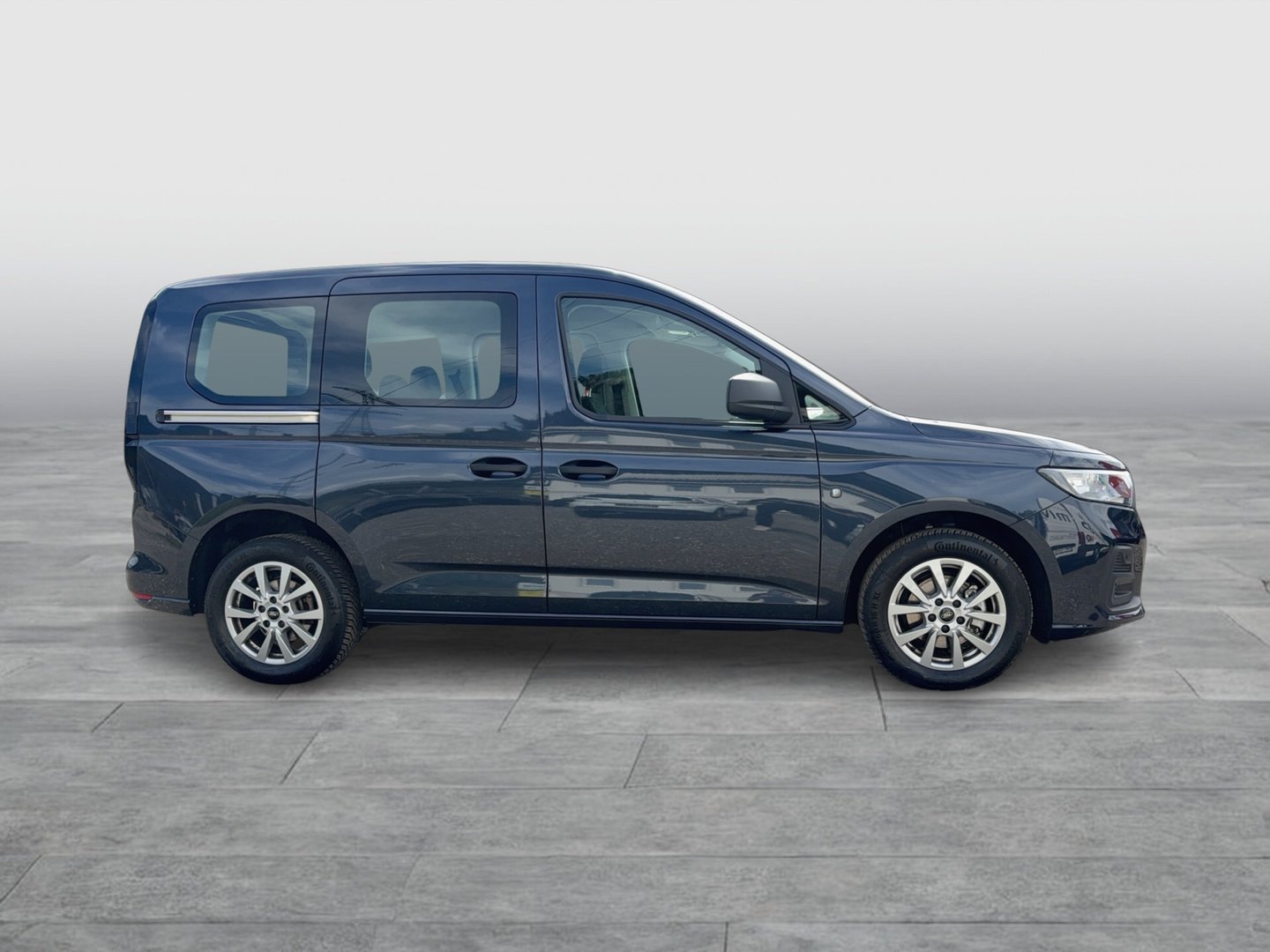 Ford Tourneo Connect 2,0 EcoBlue L1 Trend | Bild 6 von 23