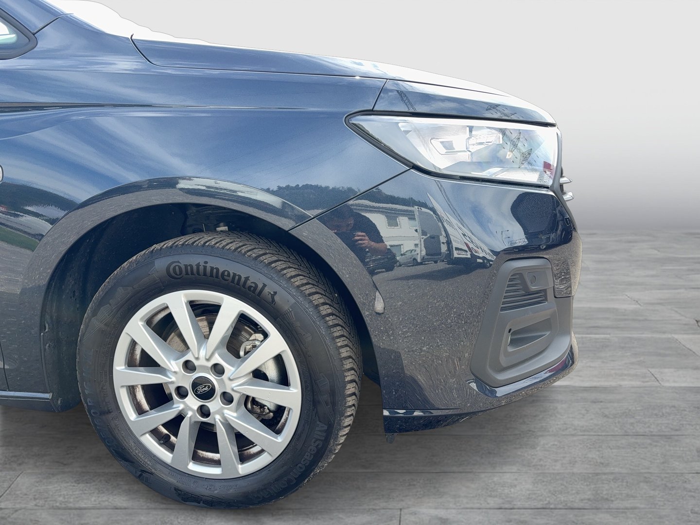 Ford Tourneo Connect 2,0 EcoBlue L1 Trend | Bild 7 von 23