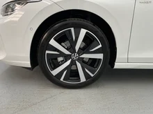 VW Golf Rabbit mHEV DSG in Pure White