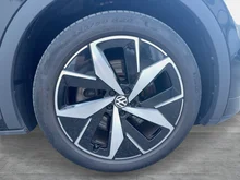 VW ID.5 GTX 4MOTION 220 kW in Mythosschwarz Met.