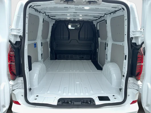 Bild eines e-Transporter Kastenwagen 160 kW