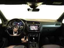 VW Tiguan Highline TDI SCR 4MOTION DSG in 0R Oryxweiß Perlmutteffekt