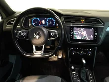 VW Tiguan Highline TDI SCR 4MOTION DSG in 0R Oryxweiß Perlmutteffekt