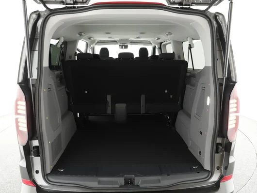 Bild eines VW Caravelle Life LR TDI 4MOTION
