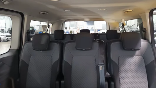 Bild eines VW Caravelle Life LR TDI 4MOTION