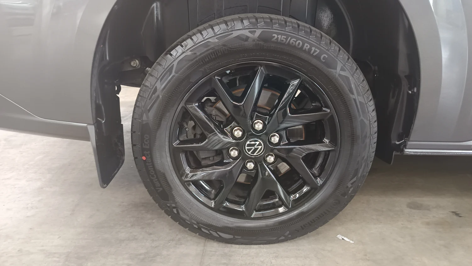 Bild eines VW Caravelle Life LR TDI 4MOTION