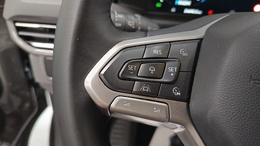 Bild eines VW Caravelle Life LR TDI 4MOTION