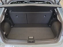 Audi A1 Sportback 25 TFSI intense in Pfeilgrau Perleffekt