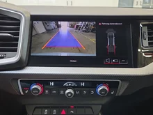 Audi A1 Sportback 25 TFSI intense in Pfeilgrau Perleffekt