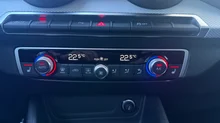 Audi Q2 30 TFSI admired in brillantschwarz klar