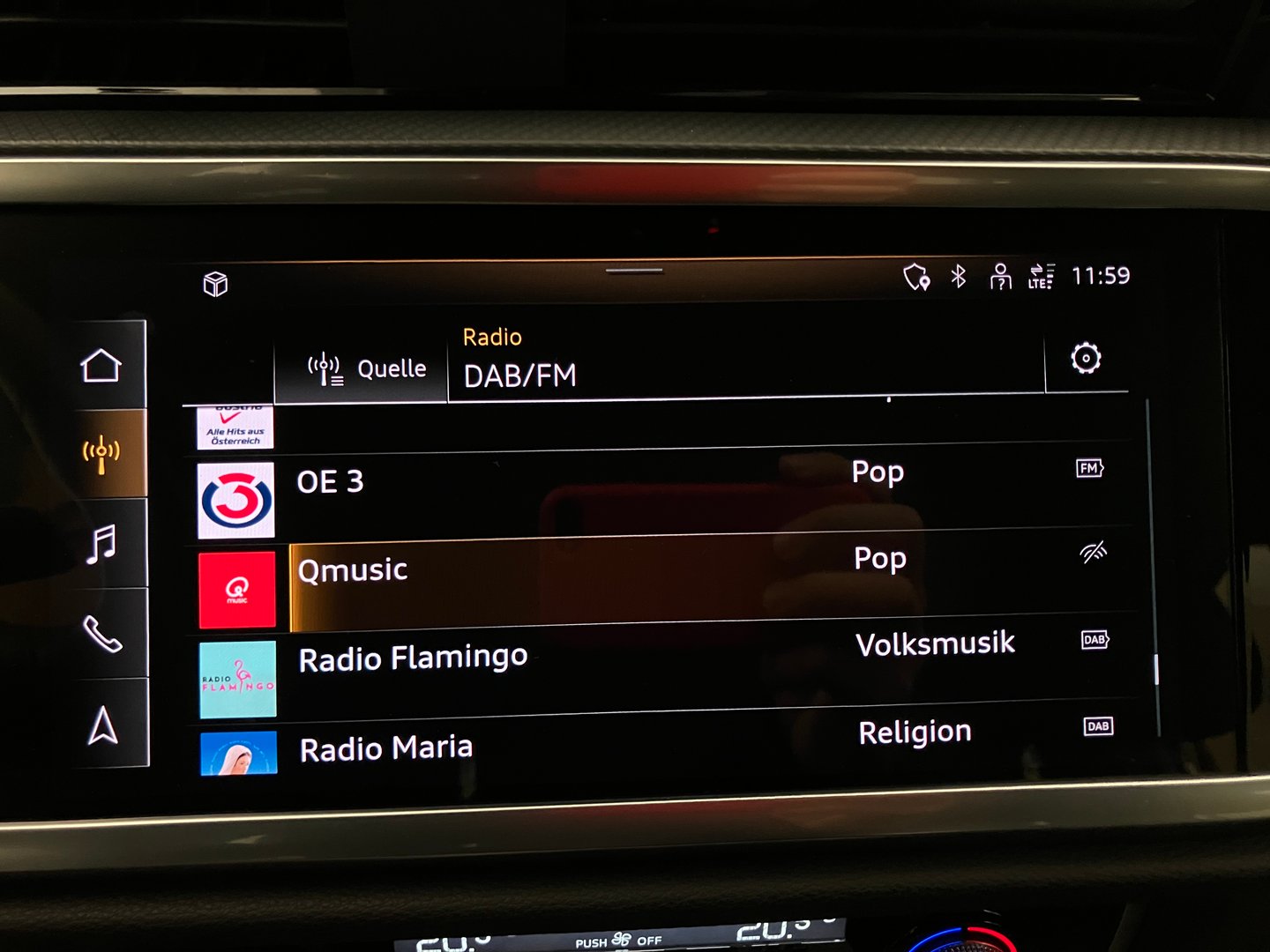 Audi Q3 35 TDI S line exterieur | Bild 20 von 31