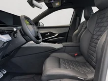 Peugeot 3008 Hybrid 136 E-DCS6 GT Aut. in weiss - metallic