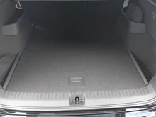 Škoda Peaq Sportline 90x in Rosewood-Beige Metallic